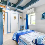 2 Bedroom Beautiful In