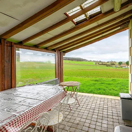 2 Bedroom Pet Friendly Home In Scorbe-Clairvaux *