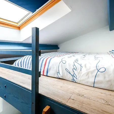 2 Bedroom Pet Friendly In *