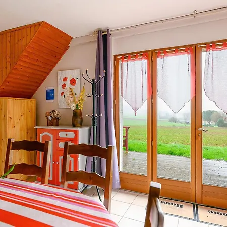 2 Bedroom Pet Friendly Home In Scorbe-Clairvaux 別荘 *
