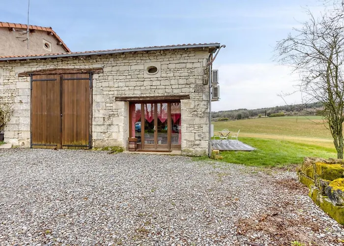 Сasa de vacaciones Cozy In With Wifi Scorbé-Clairvaux